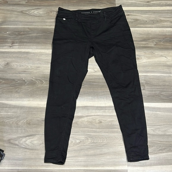 Frankie &  Stella black stretch jeans size 16 - Picture 1 of 10
